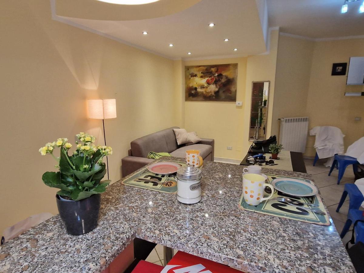 Apartmán Casa Alibrandi Řím Exteriér fotografie